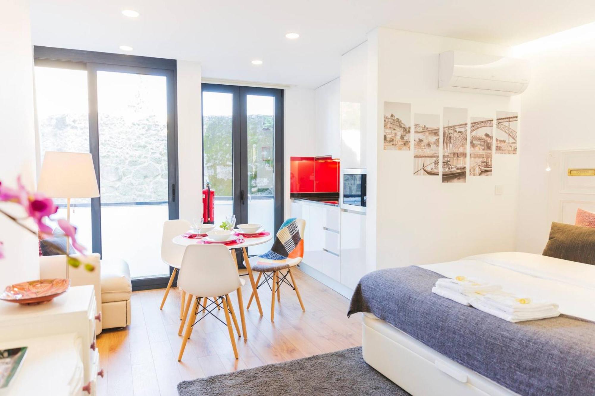 Aposentus - Your Home At Pinheiro'S Studio Porto Zewnętrze zdjęcie
